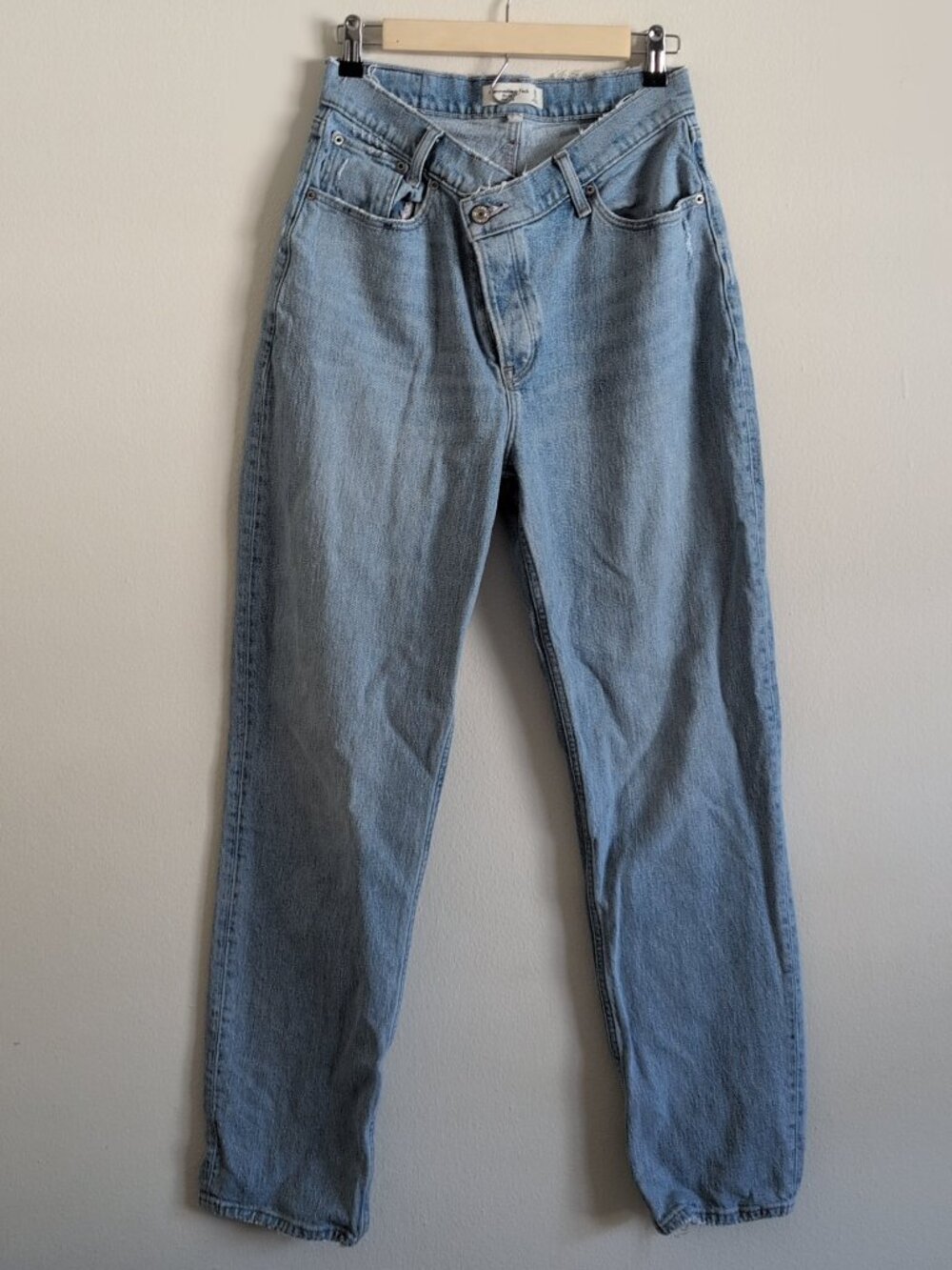 Abercrombie High Rise Dad Jean in Light With Criss-Cross Waist